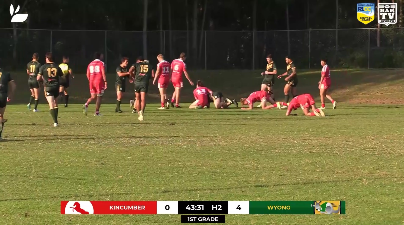 Wyong Roos first grade reflect on top of the table rampage